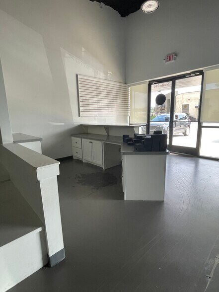 More Photos Of 227 State Highway 75, Huntsville Medical For Lease