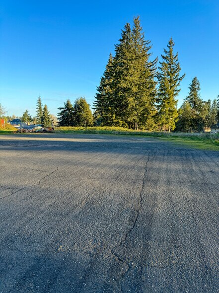 More Photos Of 38015 US-26 Hwy, Sandy Specialty For Sale