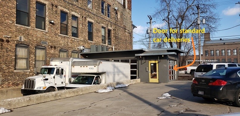 More Photos Of 333 N Oakley Blvd, Chicago Light Distribution For Lease