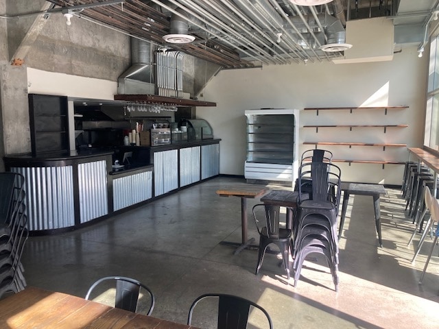 More Photos Of 175 S Ventura Ave, Ventura Apartments For Lease
