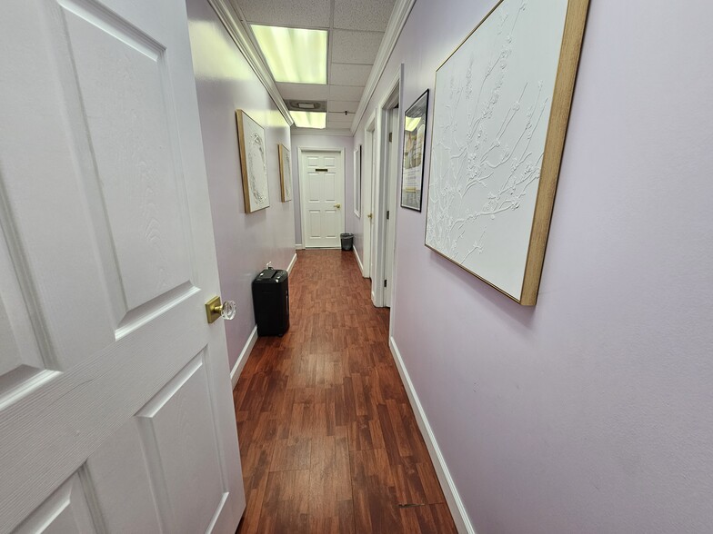 More Photos Of 12550 Biscayne Blvd, North Miami Medical For Sale