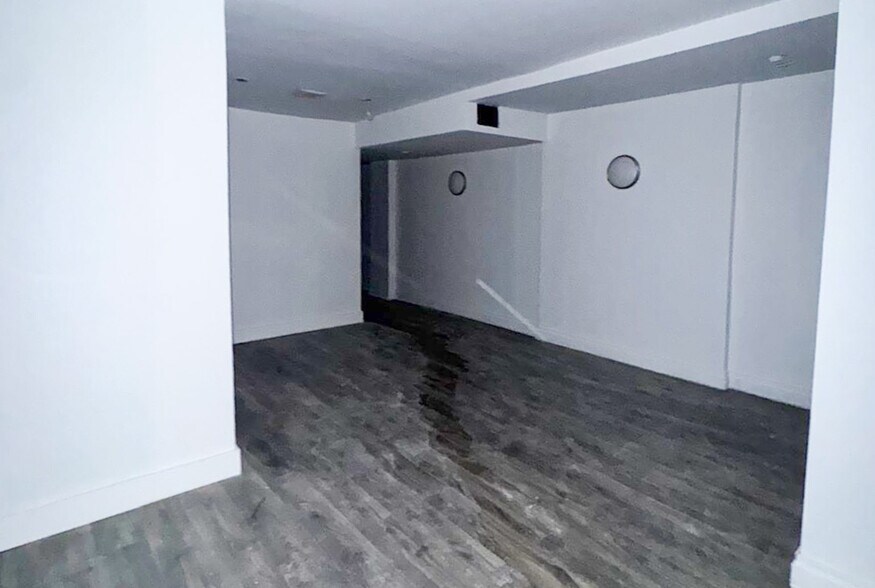 More Photos Of 164 E 61st St, New York Apartments For Lease