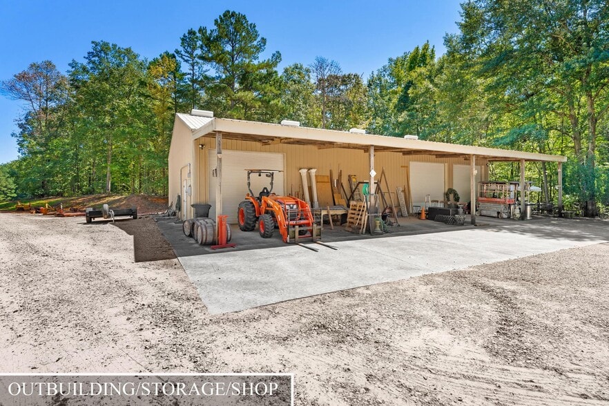 More Photos Of 700 Blacks Creek Church Rd, Commerce Lodge Meeting Hall For Sale