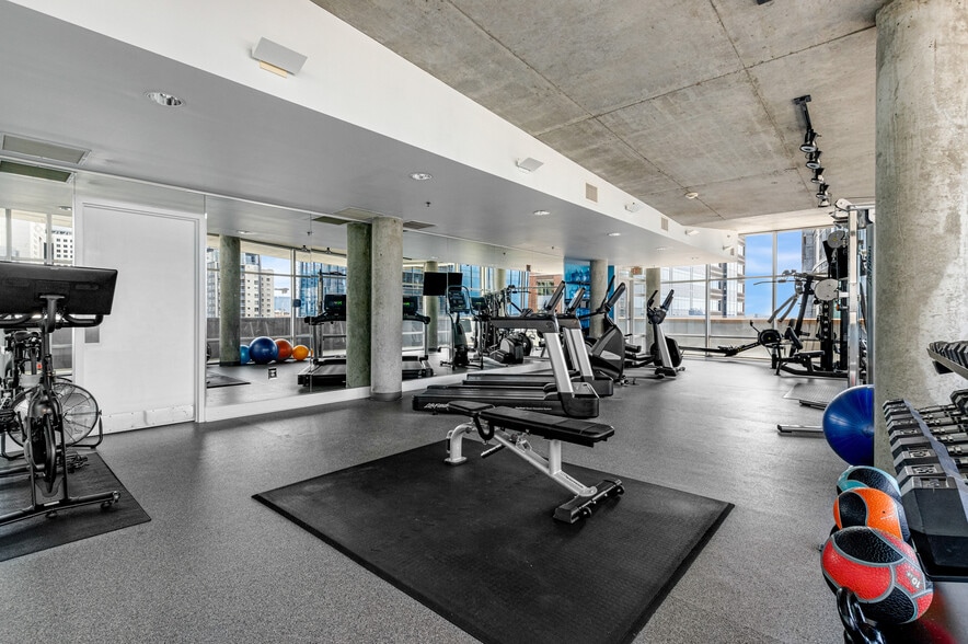 More Photos Of 845 Spring St NW, Atlanta Apartments For Sale