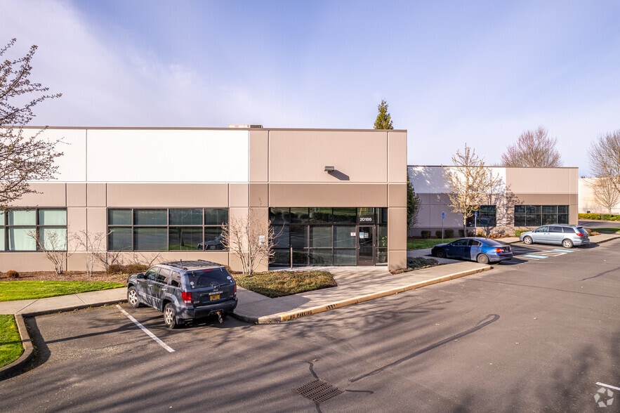 Primary Photo Of 20160-20198 SW 112th Ave, Tualatin Warehouse For Lease