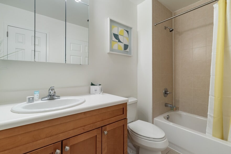More Photos Of 50 Chelsea Ave, Long Branch Apartments For Lease