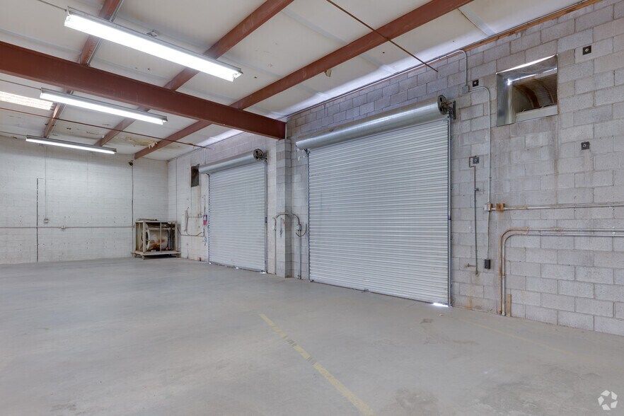 More Photos Of 529 E Juanita Ave, Mesa Warehouse For Sale