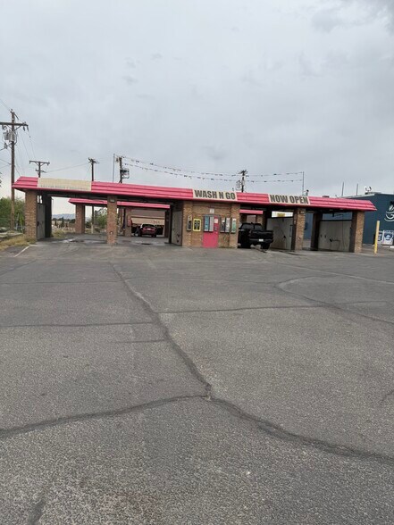 More Photos Of 599 N Yarbrough Dr, El Paso Land For Lease