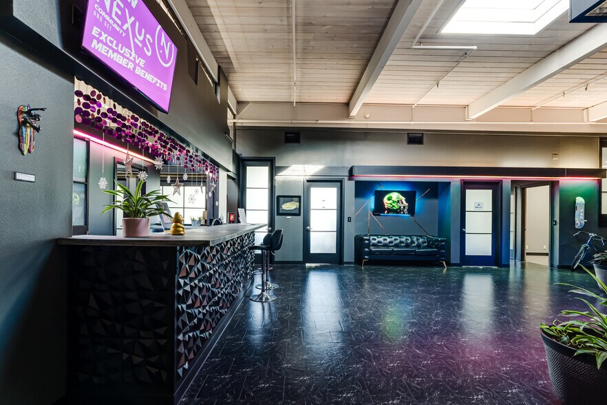 More Photos Of 30 E Broadway, Eugene Office For Sale