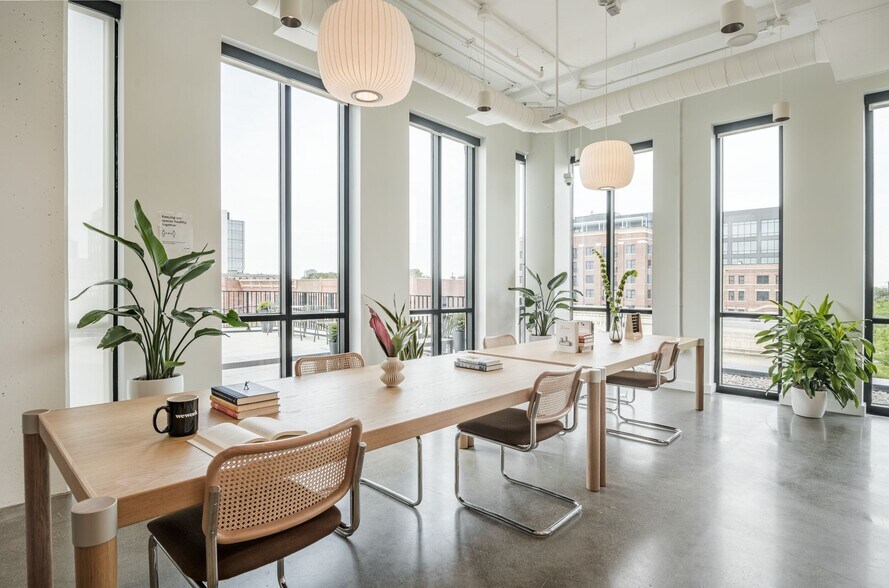 More Photos Of 800 N High St, Columbus Office Residential For Lease