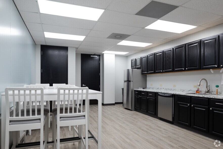 More Photos Of 23 Inverness Way E, Englewood Office For Lease