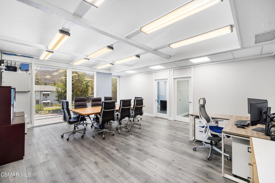 More Photos Of 2505 Canada Blvd, Glendale Office For Lease