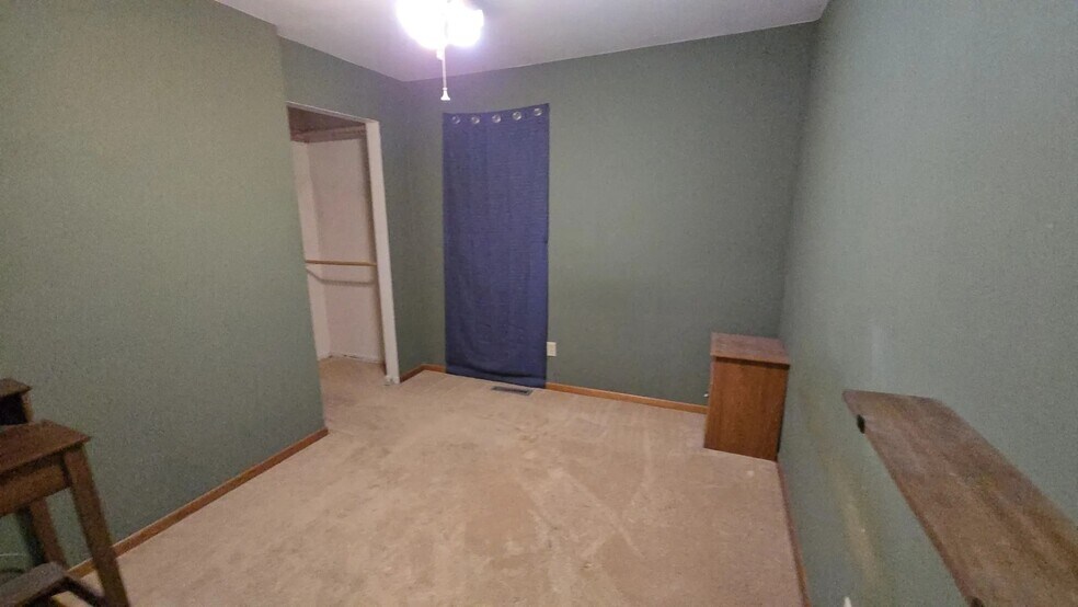 More Photos Of 5678 134th Ave NW, Williston Office For Sale