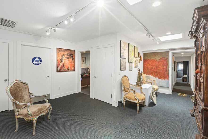 More Photos Of 712-714 Montgomery St, San Francisco Storefront Retail Office For Sale