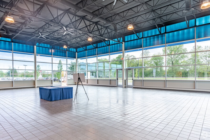 More Photos Of 1425 Mount Vernon Rd, Newark Manufacturing For Lease