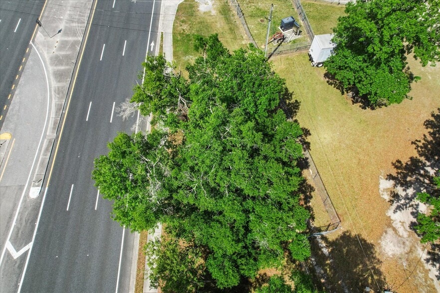 More Photos Of 0 Broad St, Brooksville Land For Sale