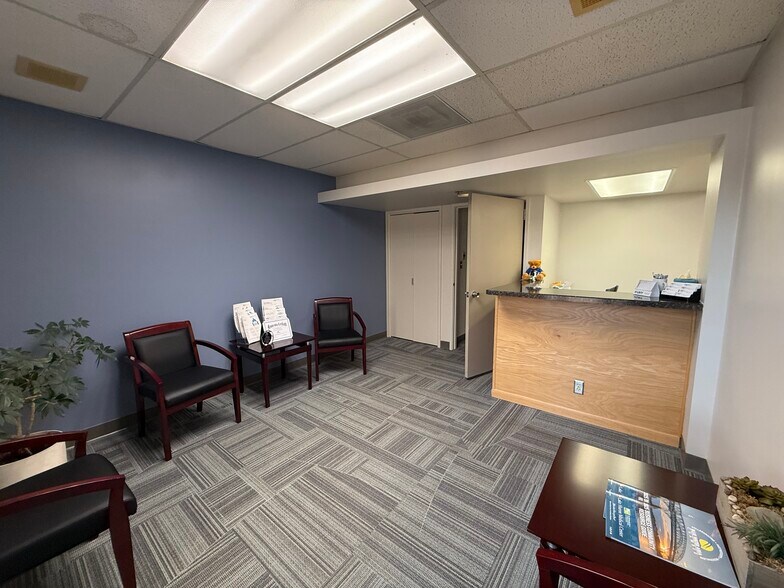 More Photos Of 1979 Holland Ave, Port Huron Medical For Lease