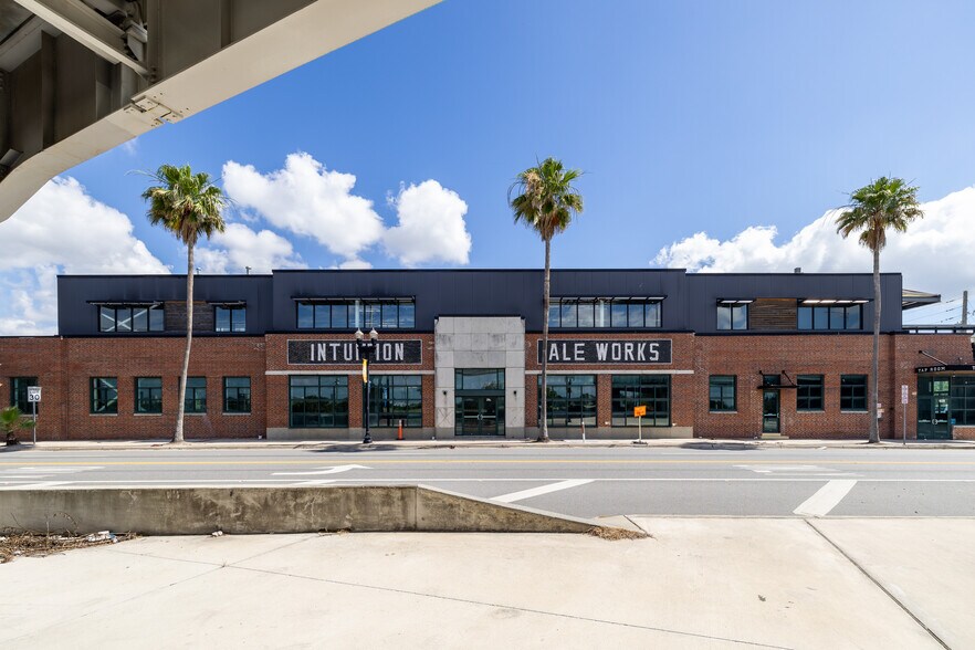 More Photos Of 929 E Bay St, Jacksonville Warehouse For Lease
