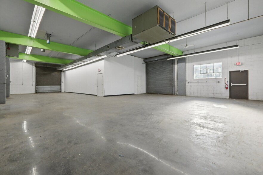 More Photos Of 16-18 Van Wettering, Hackensack Warehouse For Lease