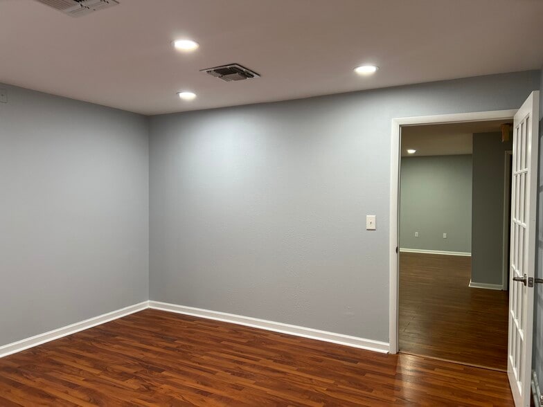 More Photos Of 1501 S Pinellas Ave, Tarpon Springs Office For Lease