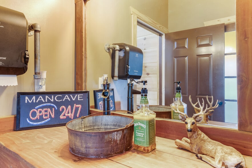 More Photos Of 1049 Oregon Rd, Lascassas Specialty For Sale