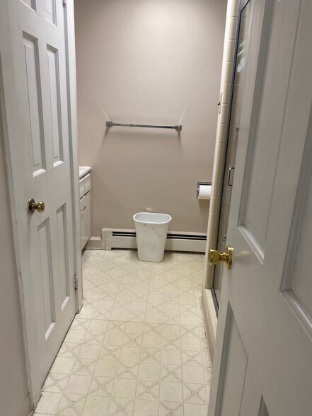 More Photos Of 1100-1140 Sumneytown Pike, Lansdale Office For Lease