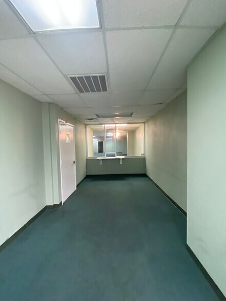 More Photos Of 5550 Eastex Fwy, Beaumont Unknown For Lease