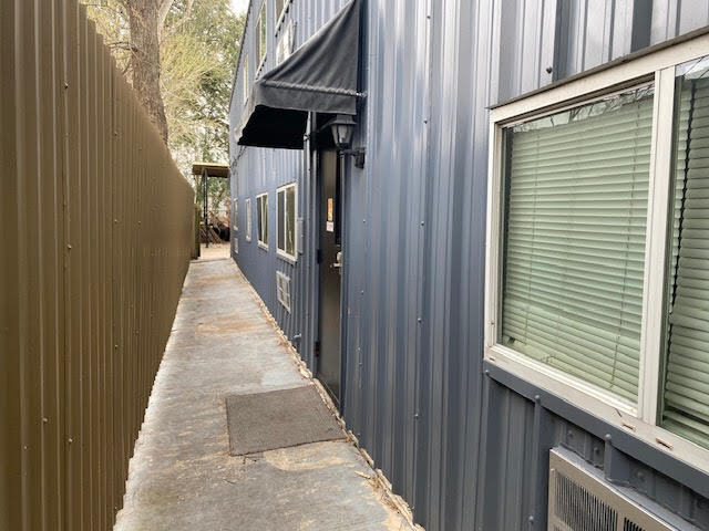 More Photos Of 7648 Broadview Dr, Houston Apartments For Sale