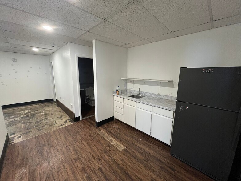 More Photos Of 1137 S Jason St, Denver Industrial For Lease