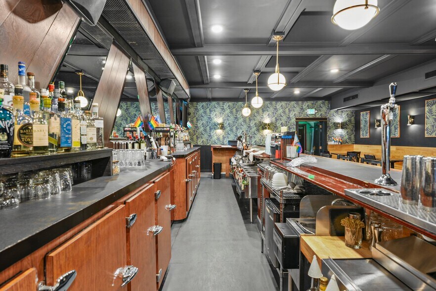 More Photos Of 516 S Park St, Madison Apartments For Sale