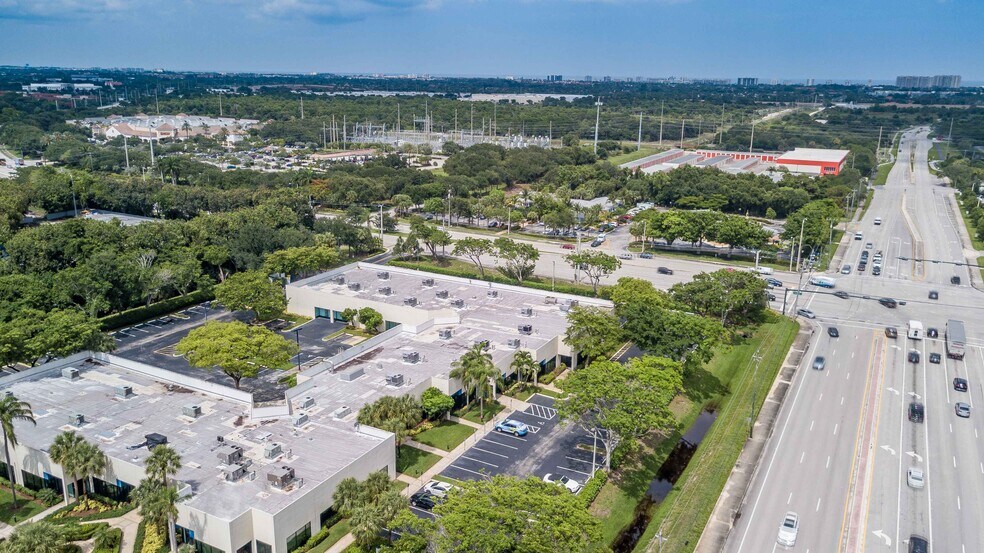 More Photos Of 901-925 Clint Moore Rd, Boca Raton Loft Creative Space For Lease