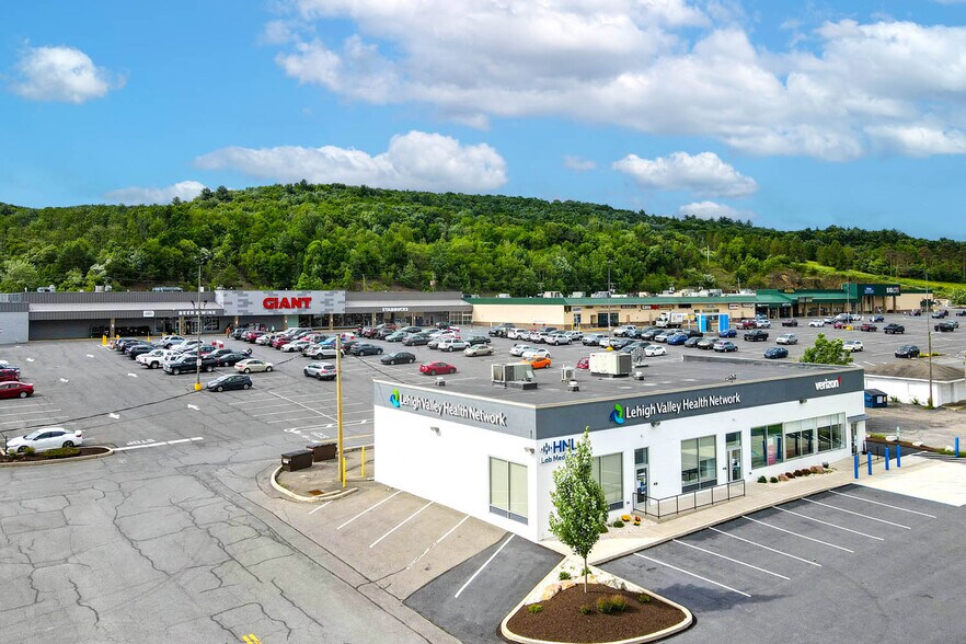 More Photos Of 1211 Blakeslee Boulevard Dr E, Lehighton Unknown For Lease