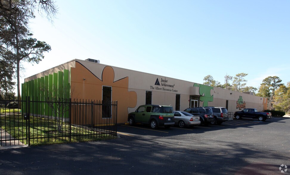 Primary Photo Of 3710 Dacoma St, Houston Specialty For Lease