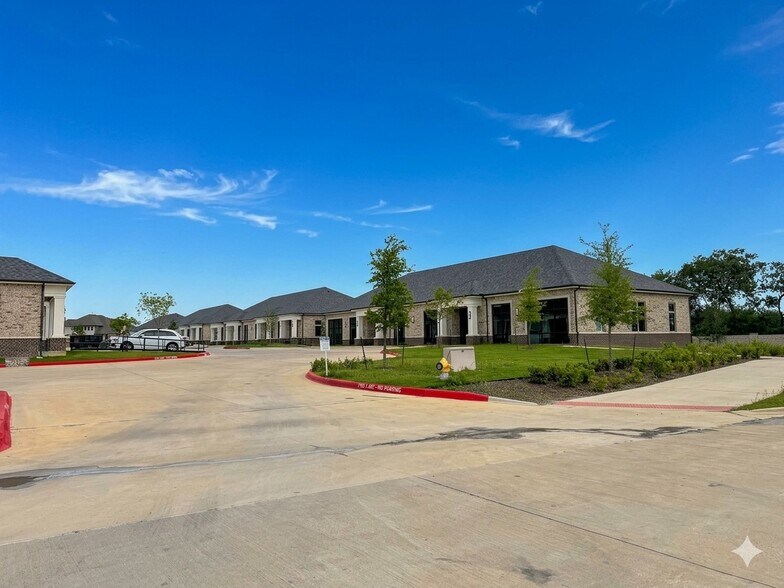 More Photos Of 2120 Prairie Dr, Prosper Medical For Sale