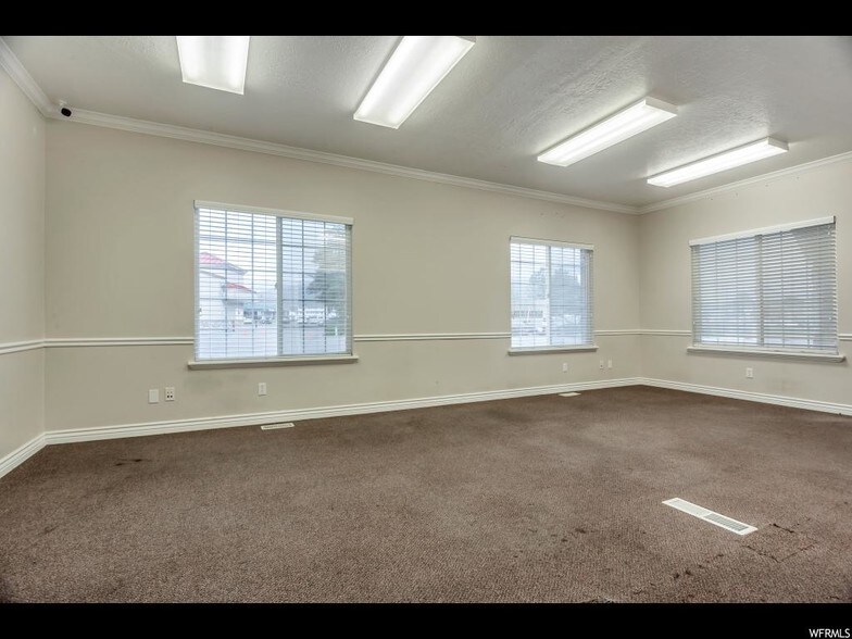 More Photos Of 214-216 N Orem Blvd, Orem Loft Creative Space For Lease