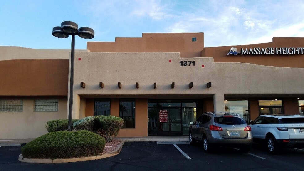 Primary Photo Of 1371 W Warm Springs Rd, Henderson Unknown For Lease