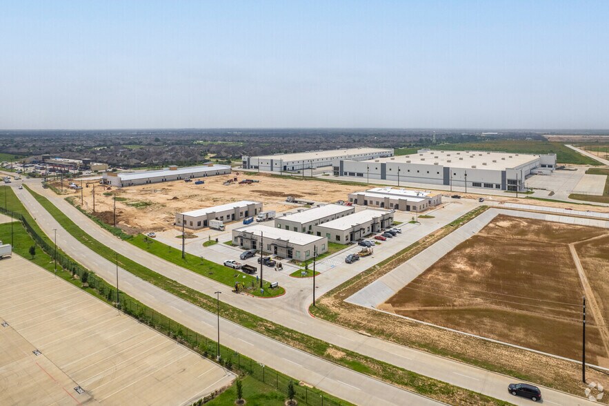 More Photos Of 30625 Kingsland, Brookshire Medical For Lease