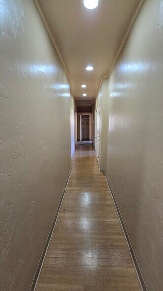 More Photos Of 1202 Willow Creek Rd, Prescott Medical For Sale