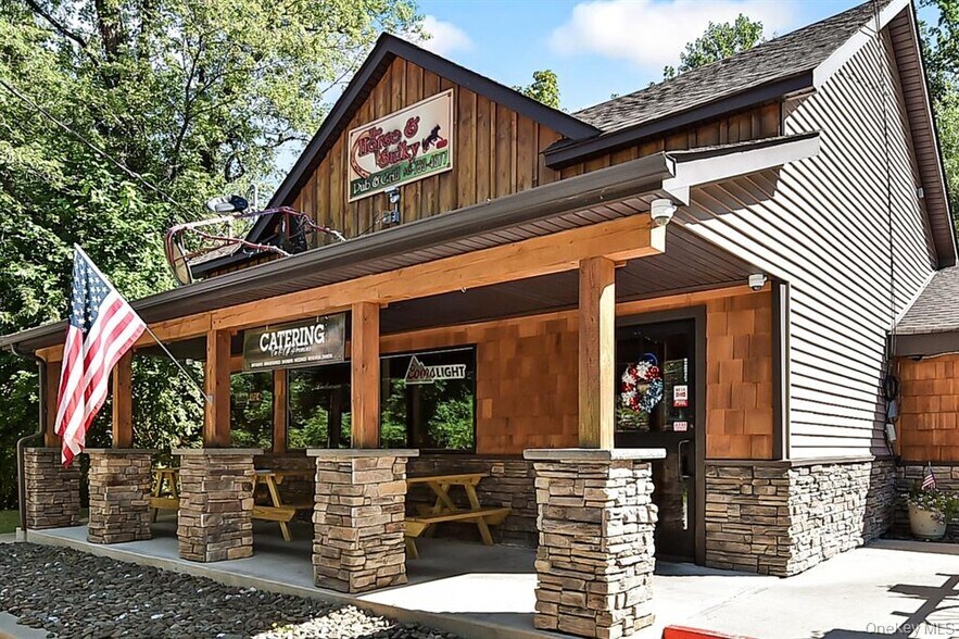 More Photos Of 809 Bloomingburg Rd, Bloomingburg Restaurant For Sale
