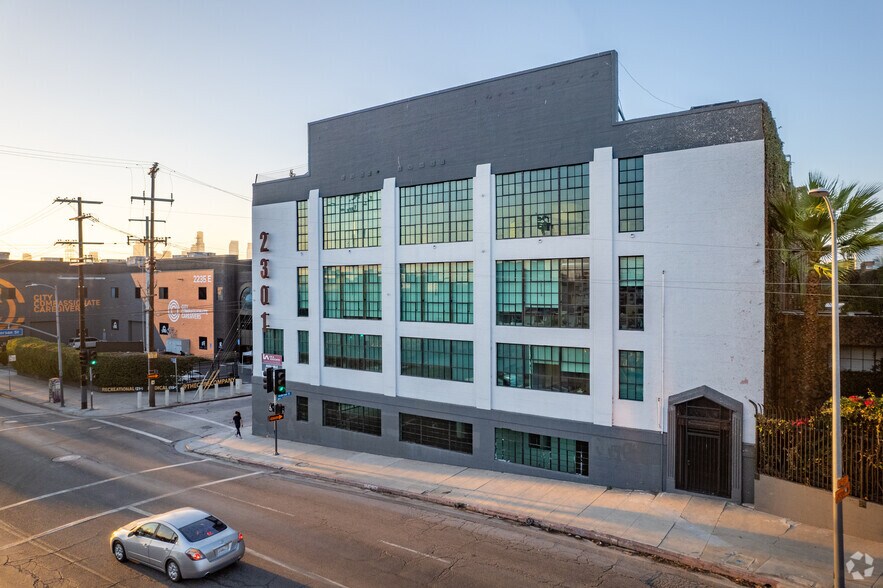 More Photos Of 2301 E 7th St, Los Angeles Loft Creative Space For Lease