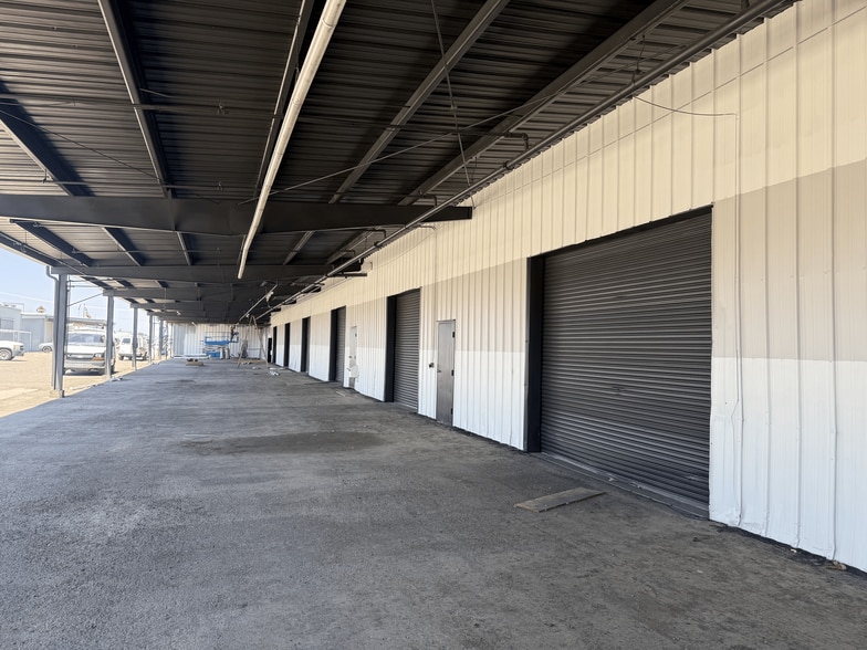 More Photos Of 3316 Annadale Ave, Fresno Manufacturing For Lease
