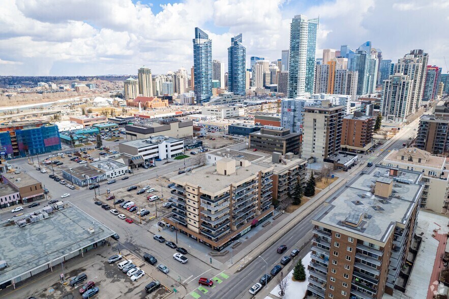 More Photos Of 1334-1340 12 Ave SW, Calgary Apartments For Sale