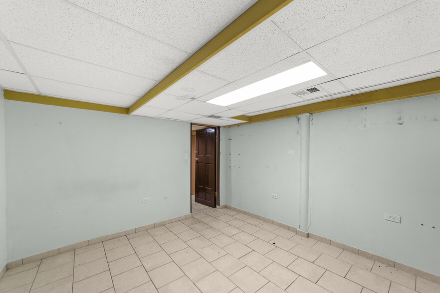 More Photos Of 3334 W 82nd St, Cleveland Apartments For Sale