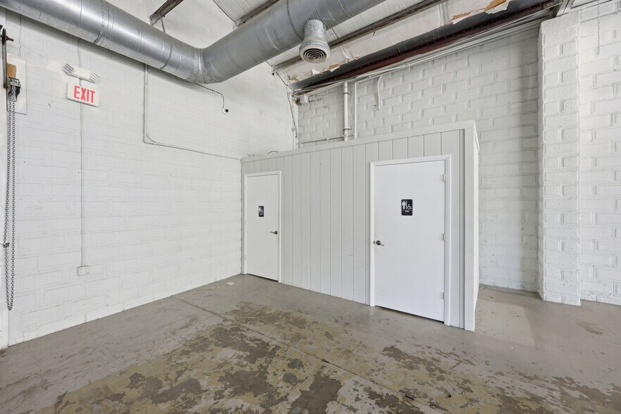 More Photos Of 239 San Marco Ave, Saint Augustine Storefront Retail Office For Sale