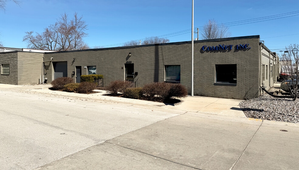 Primary Photo Of 4562 N 127th St, Butler Light Manufacturing For Lease