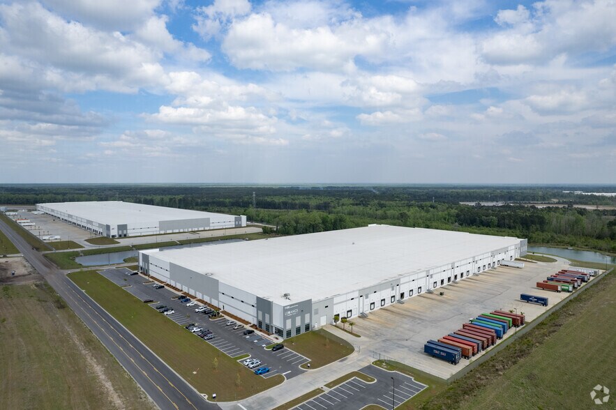 More Photos Of 1100 Logistics Pky, Rincon Distribution For Lease