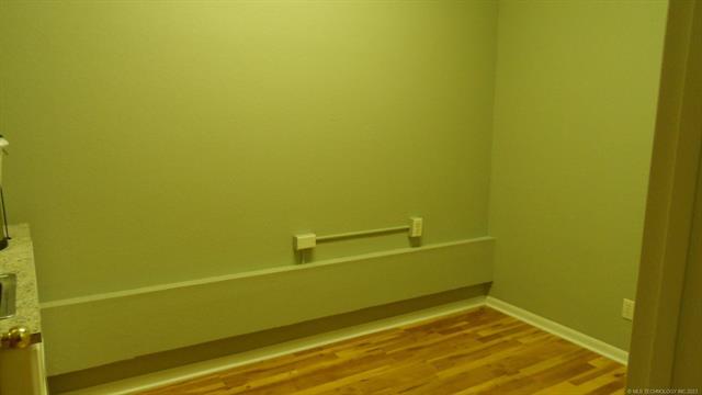 More Photos Of 1650 S Main St, Mcalester Freestanding For Sale