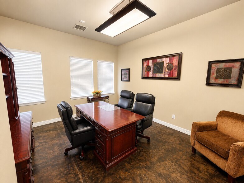 More Photos Of 305 W Spring Creek Pky, Plano Medical For Sale