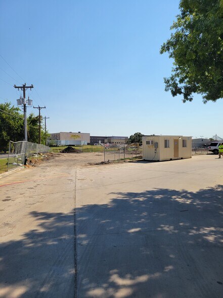 More Photos Of 9820 Huebner Rd, San Antonio Storefront Retail Office For Lease