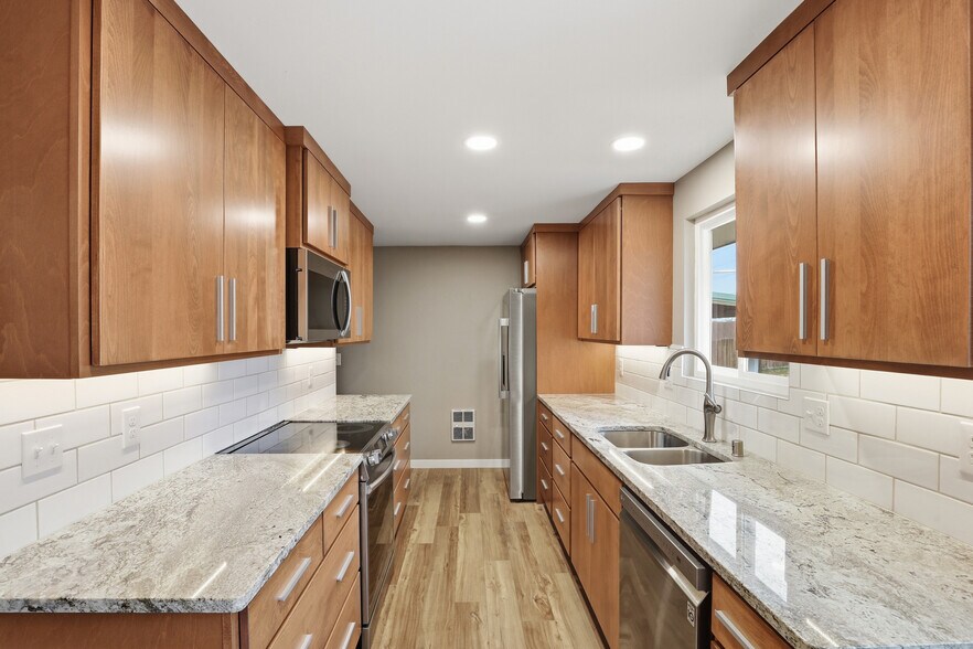 More Photos Of 7018 N Whitehouse St, Spokane Multifamily For Sale